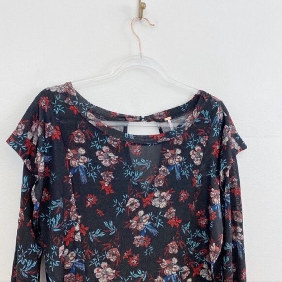 Free People Dock Street Ruffle Top Black Floral Size Small - Picture 7 of 9